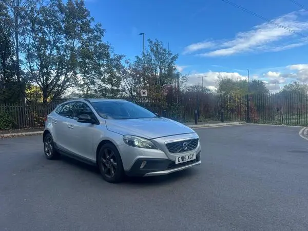 Volvo V40
